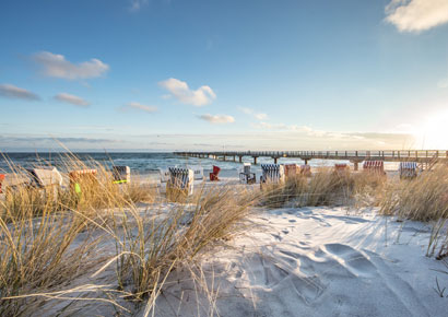 Seebrücke und Strand in Kühlungsborn